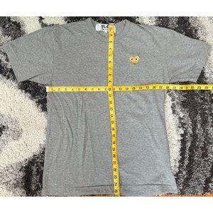 Comme Des Garcons PLAY Classic Gray Short Sleeve T-Shirt with Gold Heart (Large)